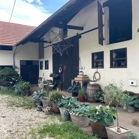 Apartment Quiet Rural With Lots Of Nature *